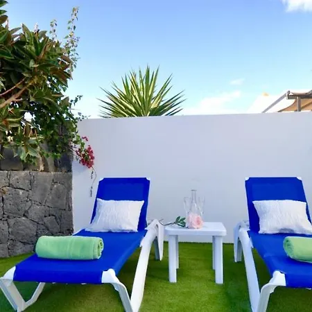 Villa 211 - Casa Elena 37 *