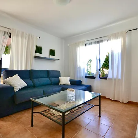 211 - Casa Elena 37 By Villas Now Ltd *