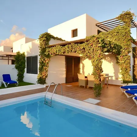 Villa 211 - Casa Elena 37 By Villas Now Ltd *